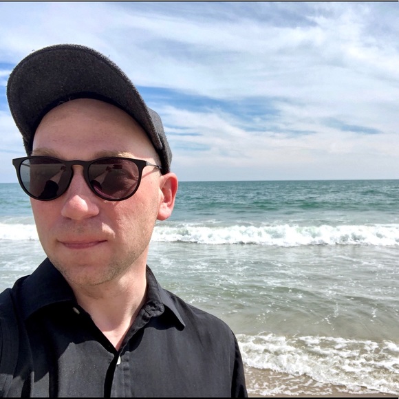 Meet your Posher, Chris - Picture 1 of 1